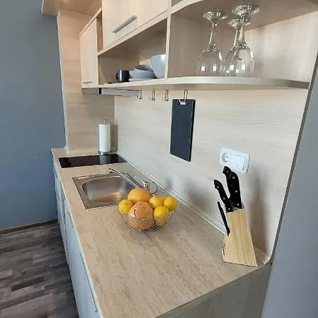 Private Inside Grand *